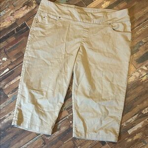 Women's Tan Shorts